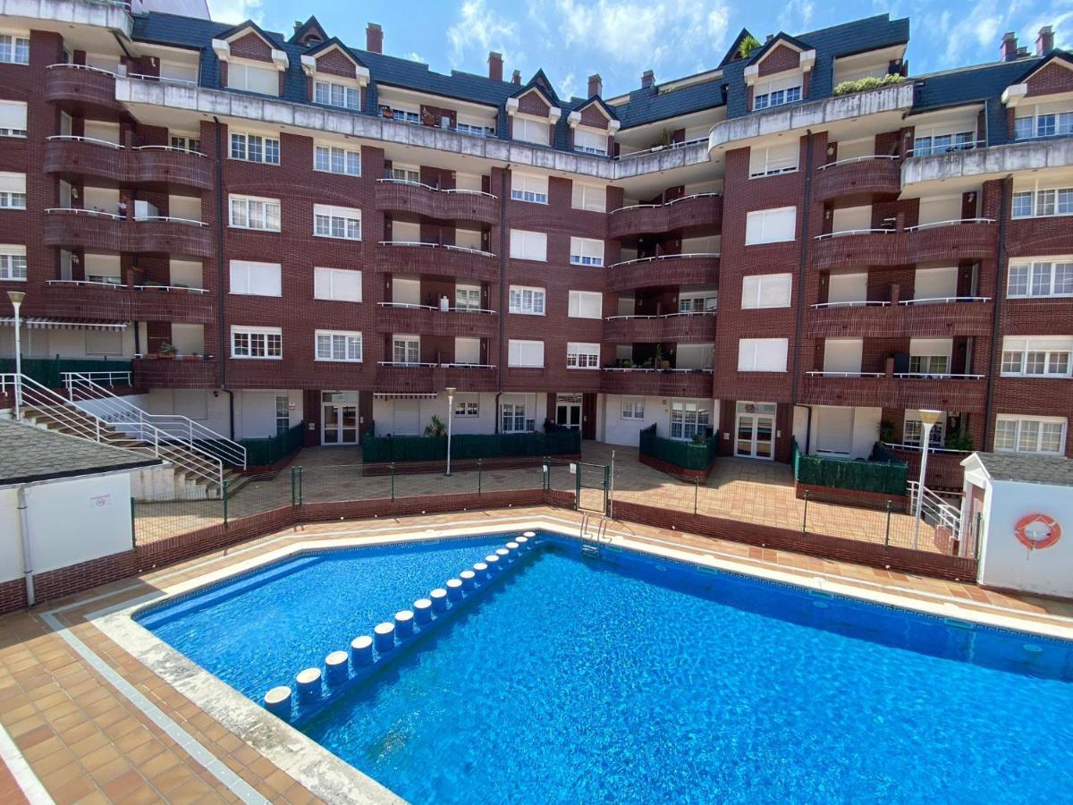 Paraiso Soleado: Piso Con Terraza, Piscina Y Garaje A 5 Min De Playa Castro Urdiales Bagian luar foto